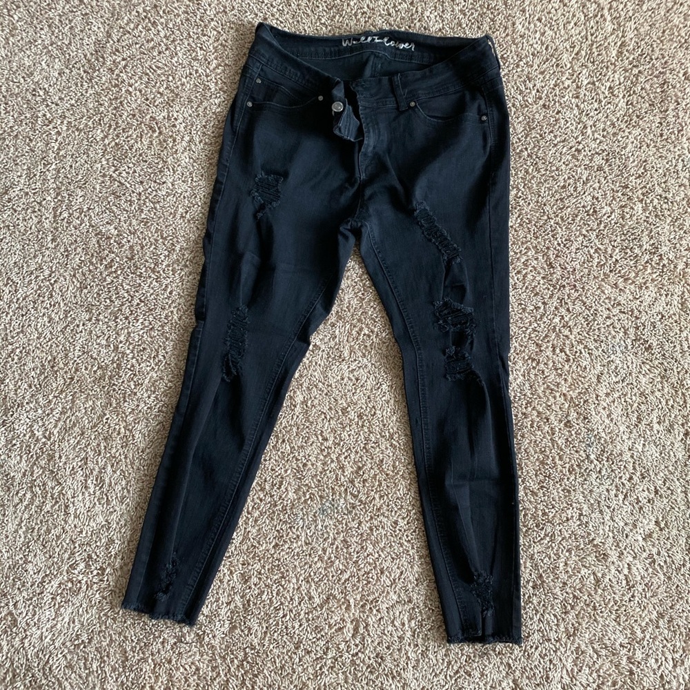 Black distressed jeans